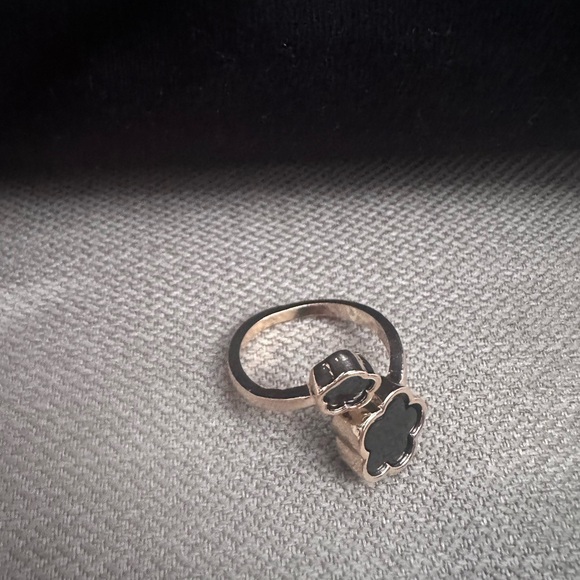 Necklace, earrings, ring and bangle bracelet set - Picture 4 of 7